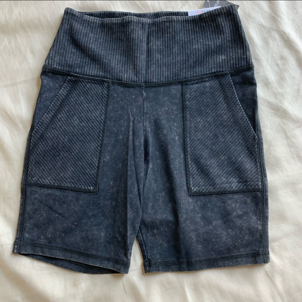 Aerie bike shorts
